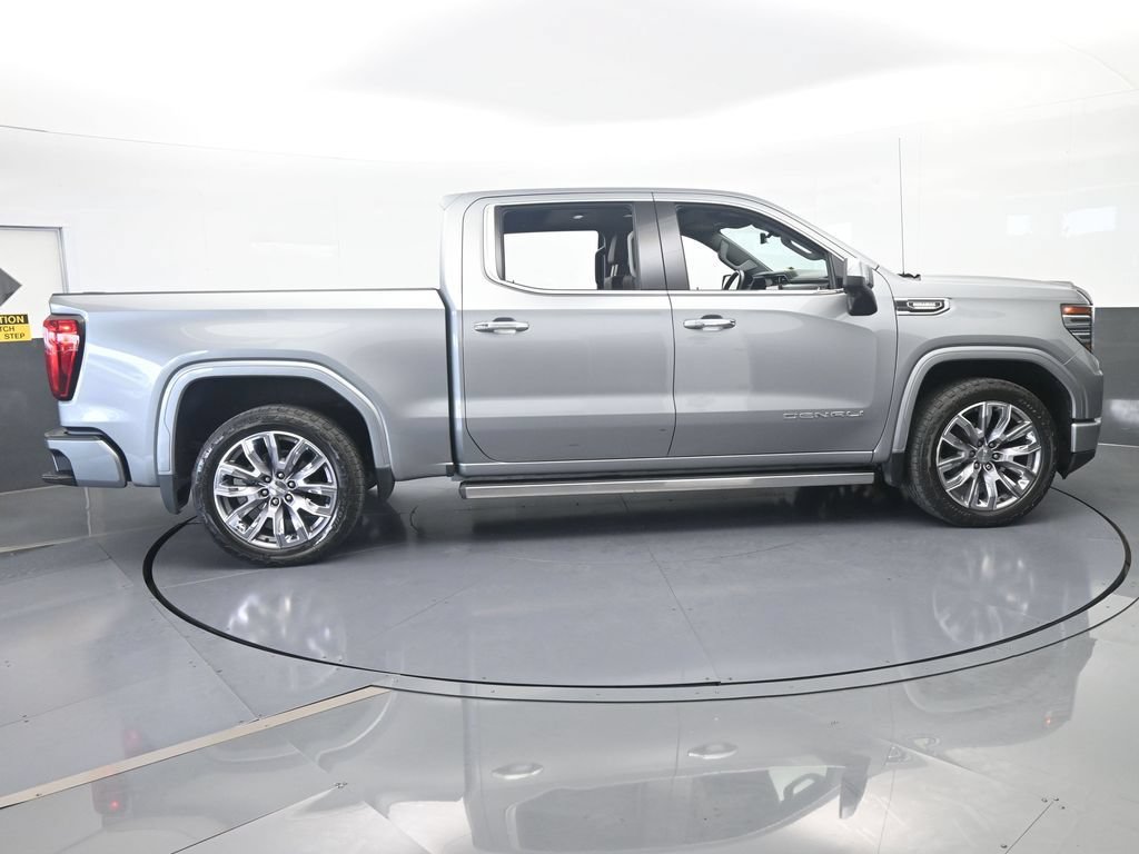 Used 2023 GMC Sierra 1500 Denali AWD/4WD image 7