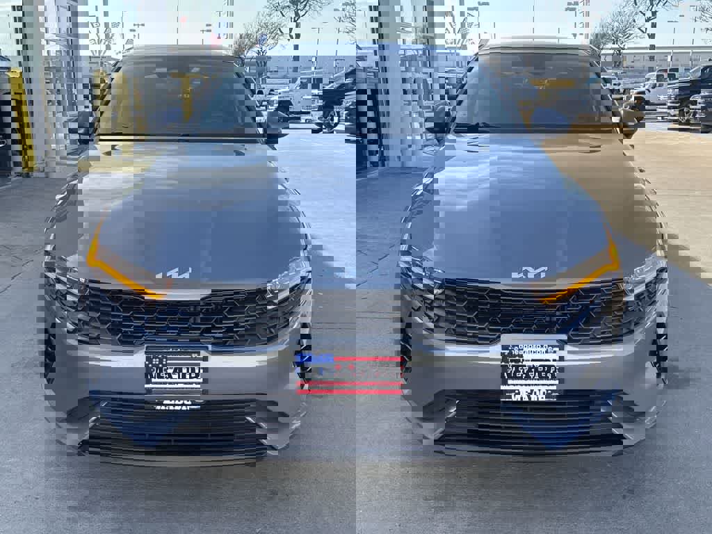 Used 2022 Kia K5 LXS image 7