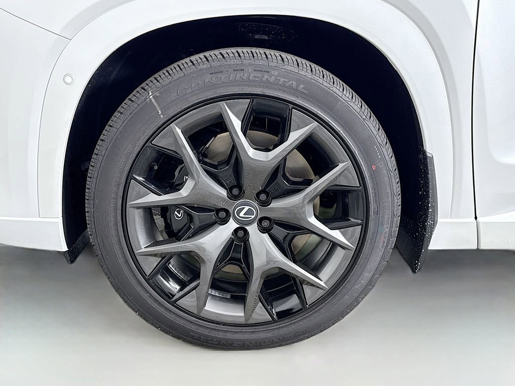 New 2026 Lexus TX 500h AWD image 23