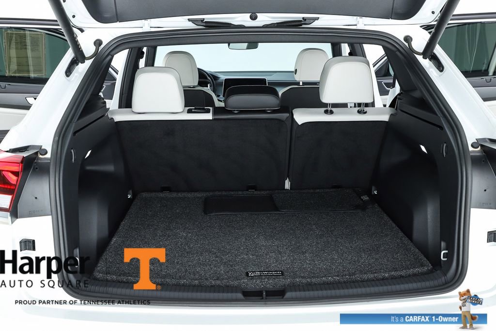 Used 2025 Volkswagen Atlas Cross Sport SEL Premium R-Line image 29