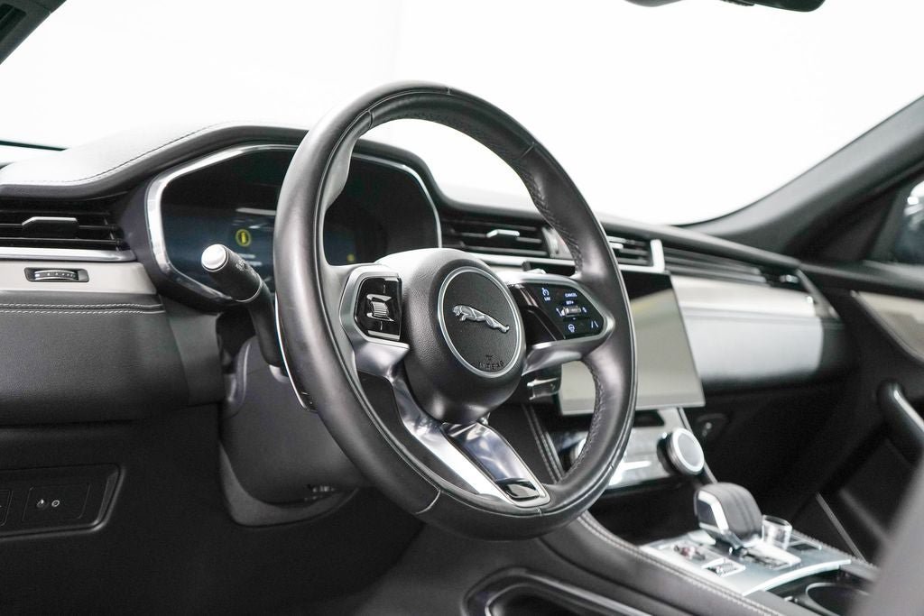 Used 2025 Jaguar F-PACE R-Dynamic S AWD/4WD image 14