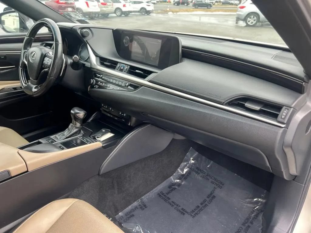 Used 2020 Lexus ES 350 w/ Premium Package FWD image 16