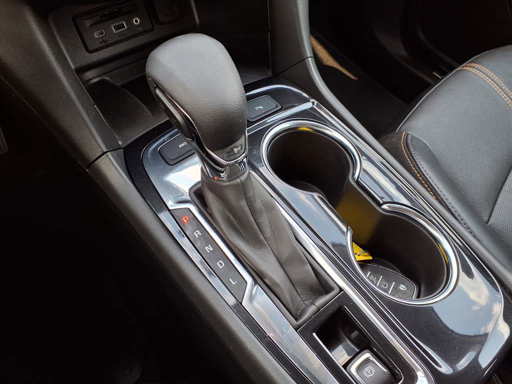 Used 2022 Chevrolet Equinox Premier w/ Redline Edition image 19