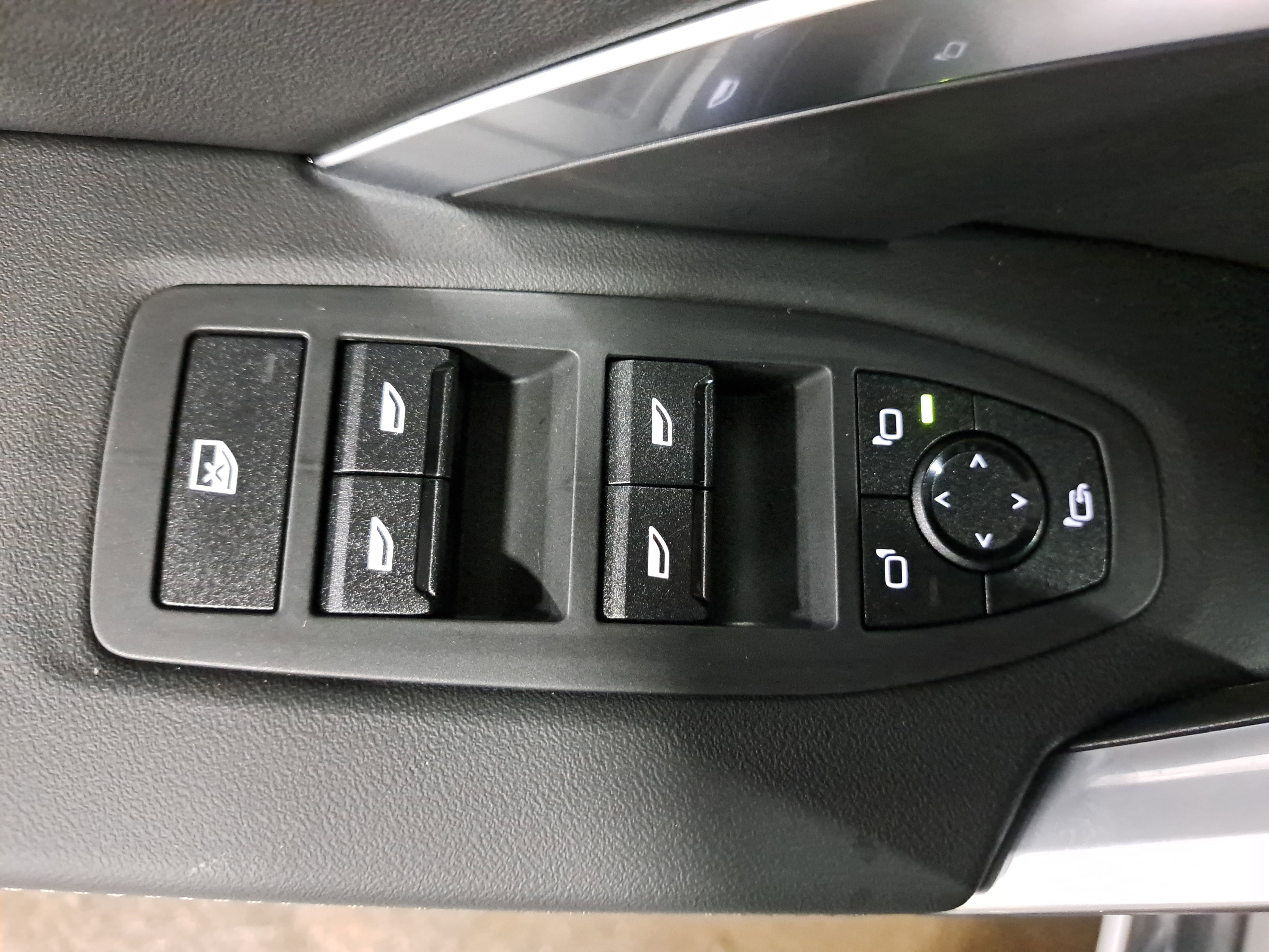 New 2026 BMW X1 xDrive28i w/ Technology Package image 29