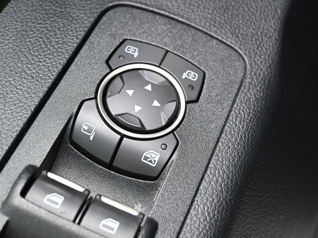 Used 2018 Ford F150 Raptor w/ Equipment Group 802A Luxury image 13