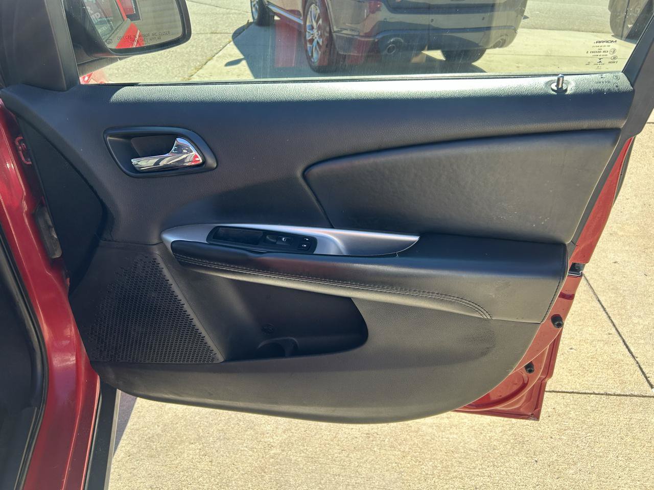 Used 2018 Dodge Journey SE w/ Blacktop Package FWD image 17