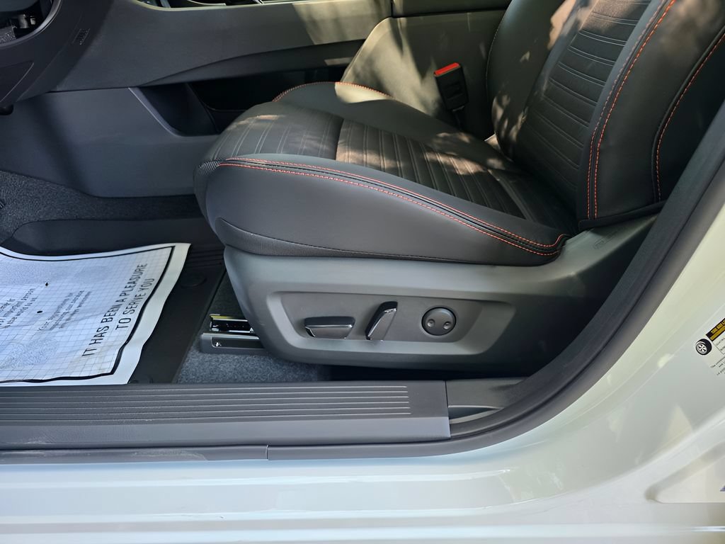 New 2026 Nissan Rogue SV AWD/4WD image 17