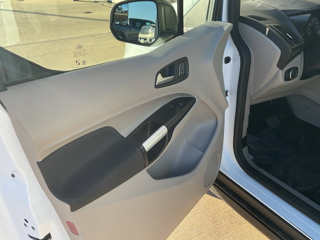 Used 2023 Ford Transit Connect XLT w/ Trailer Tow Package image 7