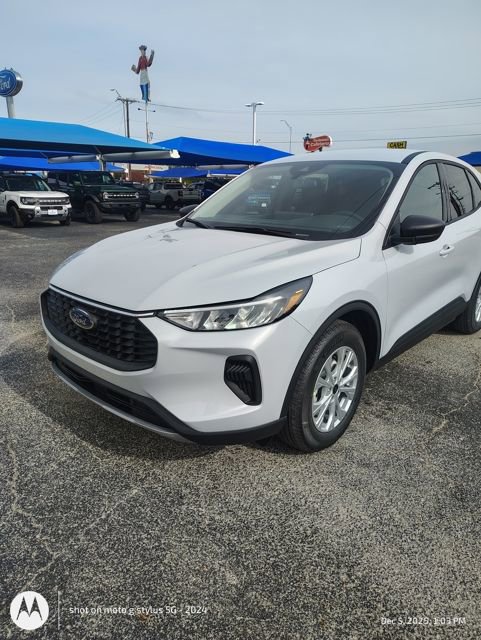 New 2026 Ford Escape Active w/ Tech Pack #1 image 3