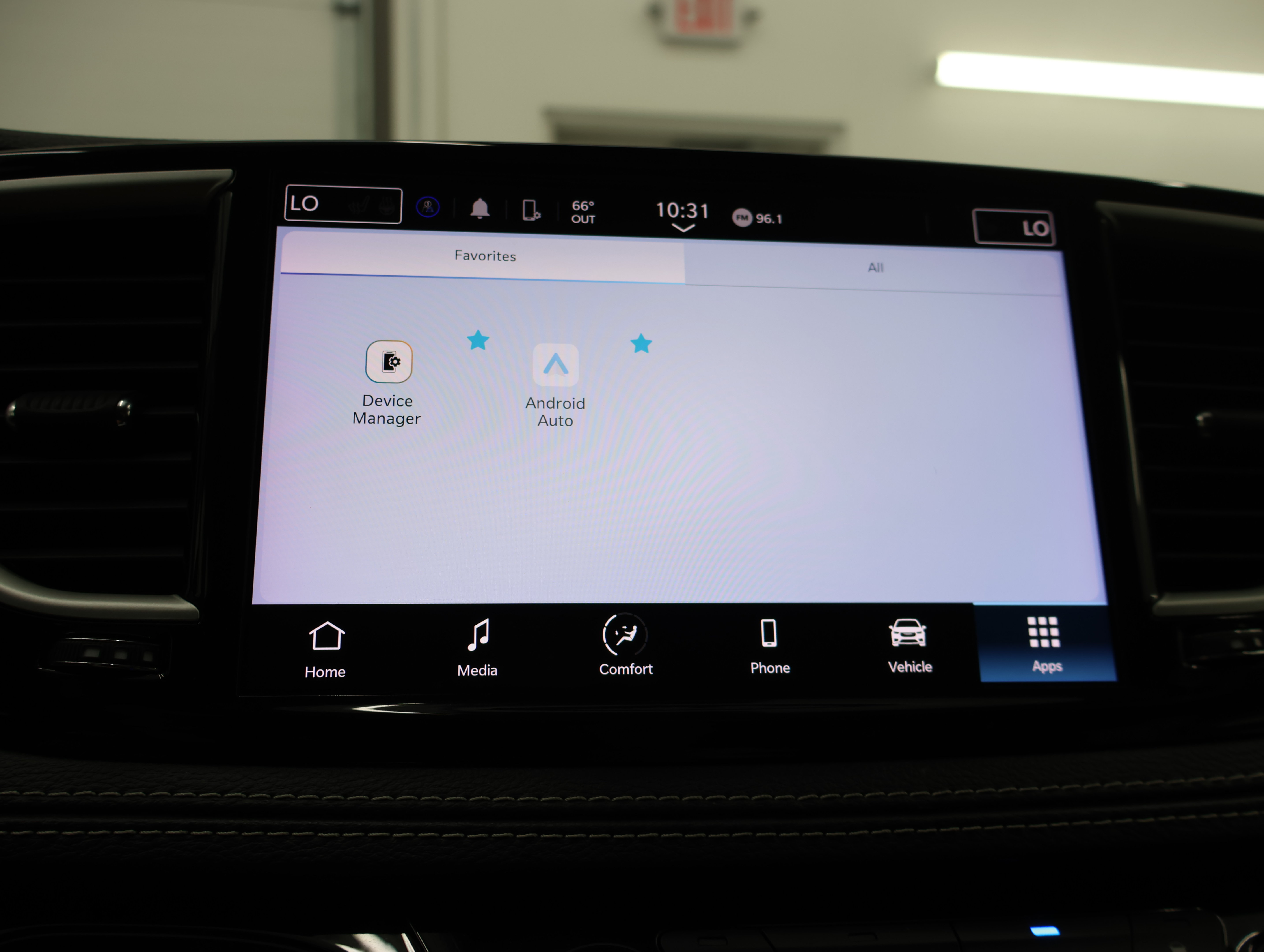 Used 2024 Chrysler Pacifica Touring-L FWD image 49