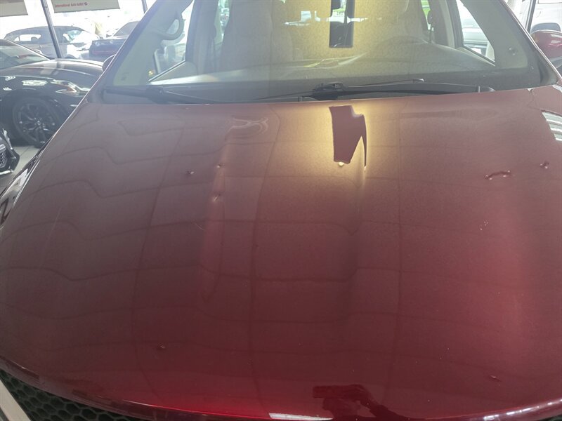 Used 2021 Chrysler Voyager LX FWD image 33