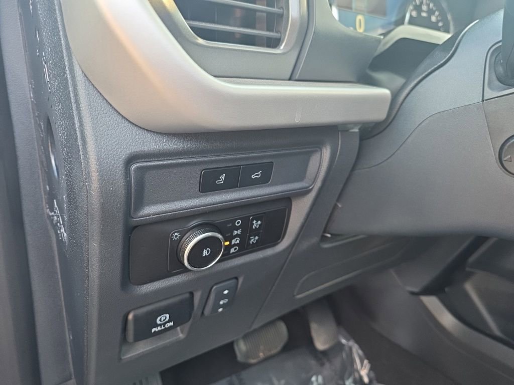 Used 2023 Ford Expedition Max XLT image 15