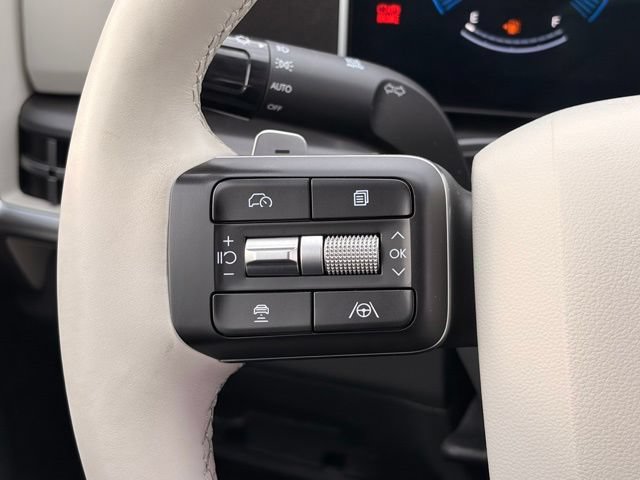 Used 2024 Hyundai Santa Fe SEL FWD image 14