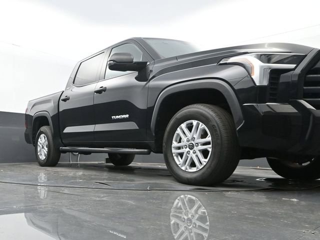 Used 2024 Toyota Tundra SR5 w/ SR5 Convenience Package image 9