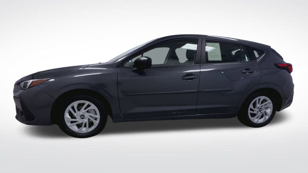 Certified 2025 Subaru Impreza 2.0i image 5