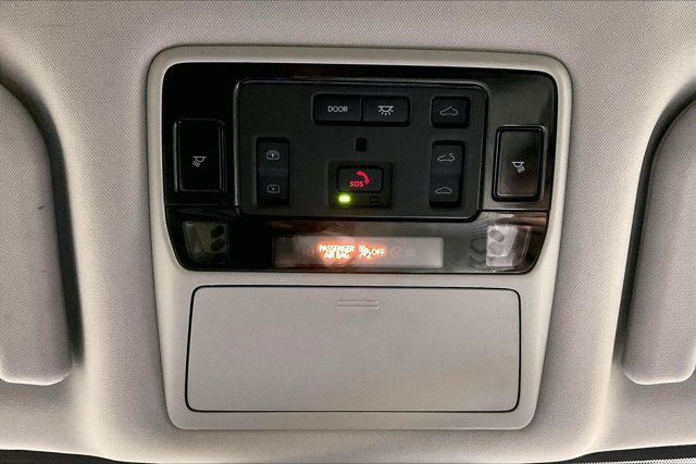 Certified 2025 Toyota Grand Highlander AWD image 37