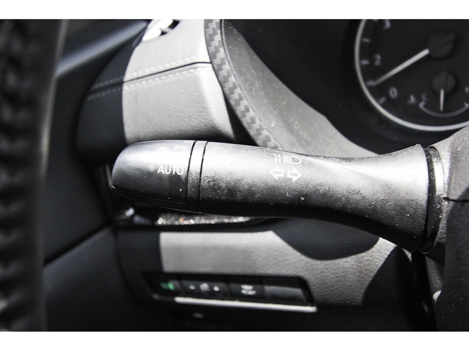 Used 2025 Nissan Sentra SV w/ All-Weather Package FWD image 17