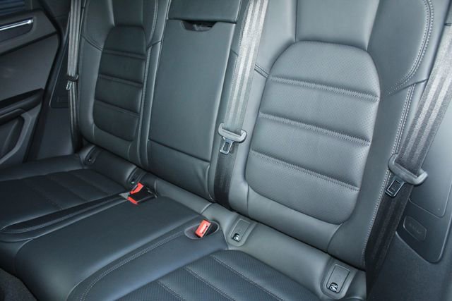 New 2026 Porsche Macan GTS image 22