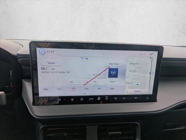 New 2026 Ford Maverick Lariat w/ Black Appearance Package image 12