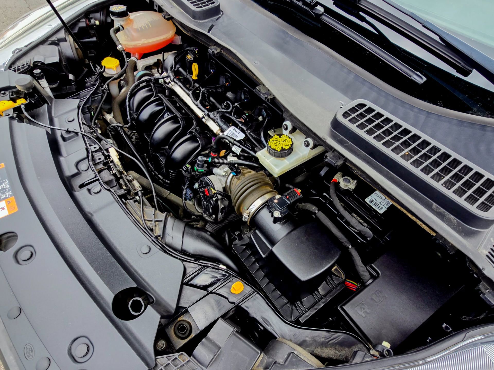 Used 2019 Ford Escape S image 34