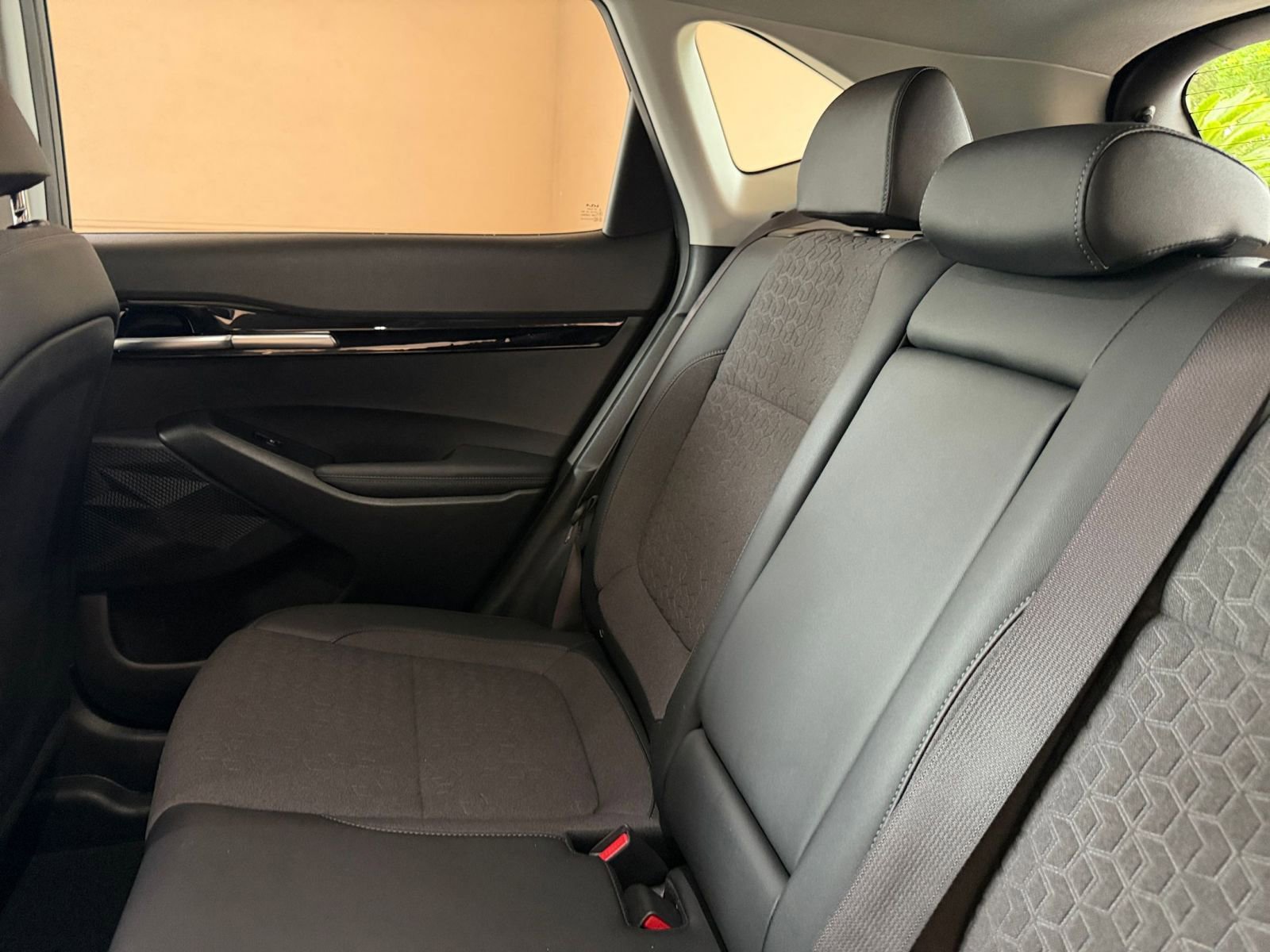 Used 2025 Kia Seltos S FWD image 35