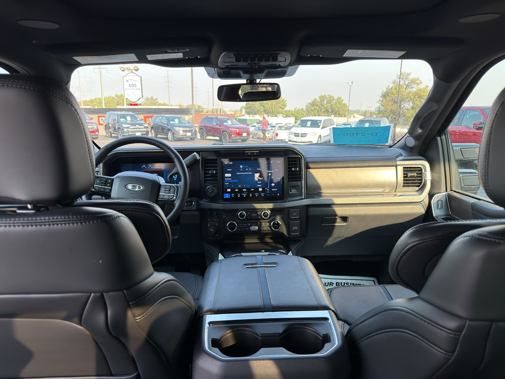 Used 2025 Ford F450 Platinum w/ FX4 Off-Road Package AWD/4WD image 9