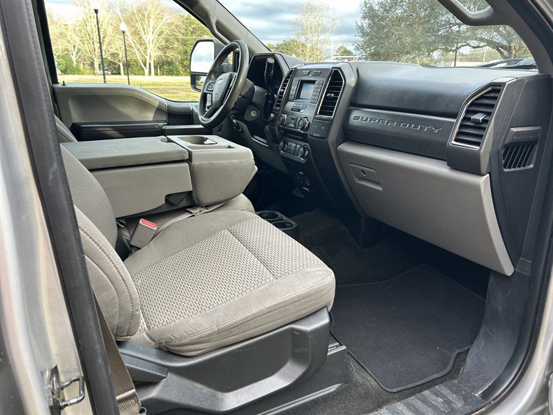 Used 2017 Ford F250 XLT w/ XLT Value Package image 9