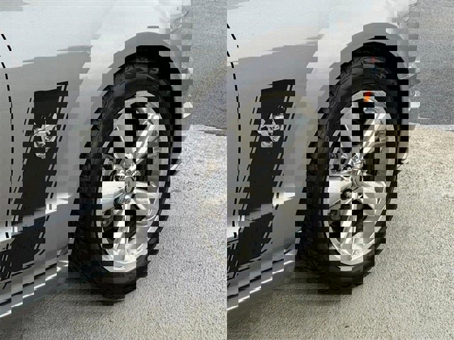 Used 2009 Ford Mustang GT Premium image 15