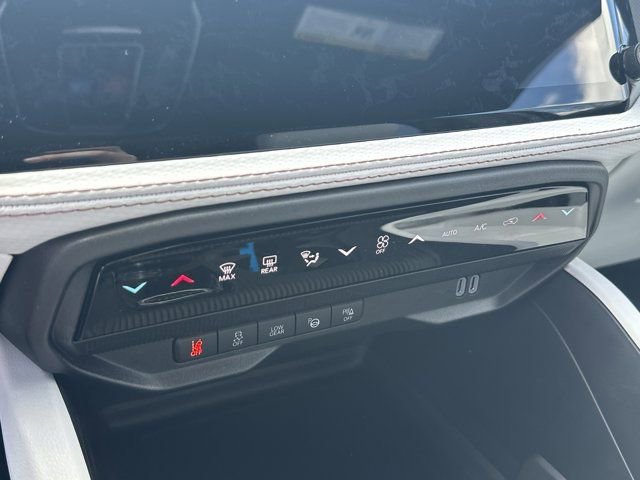 New 2026 Jeep Cherokee Overland image 27