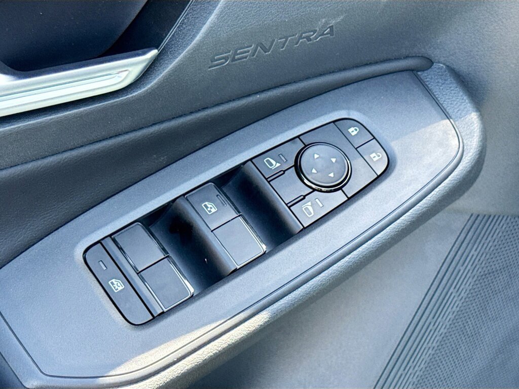 New 2026 Nissan Sentra SV FWD image 7