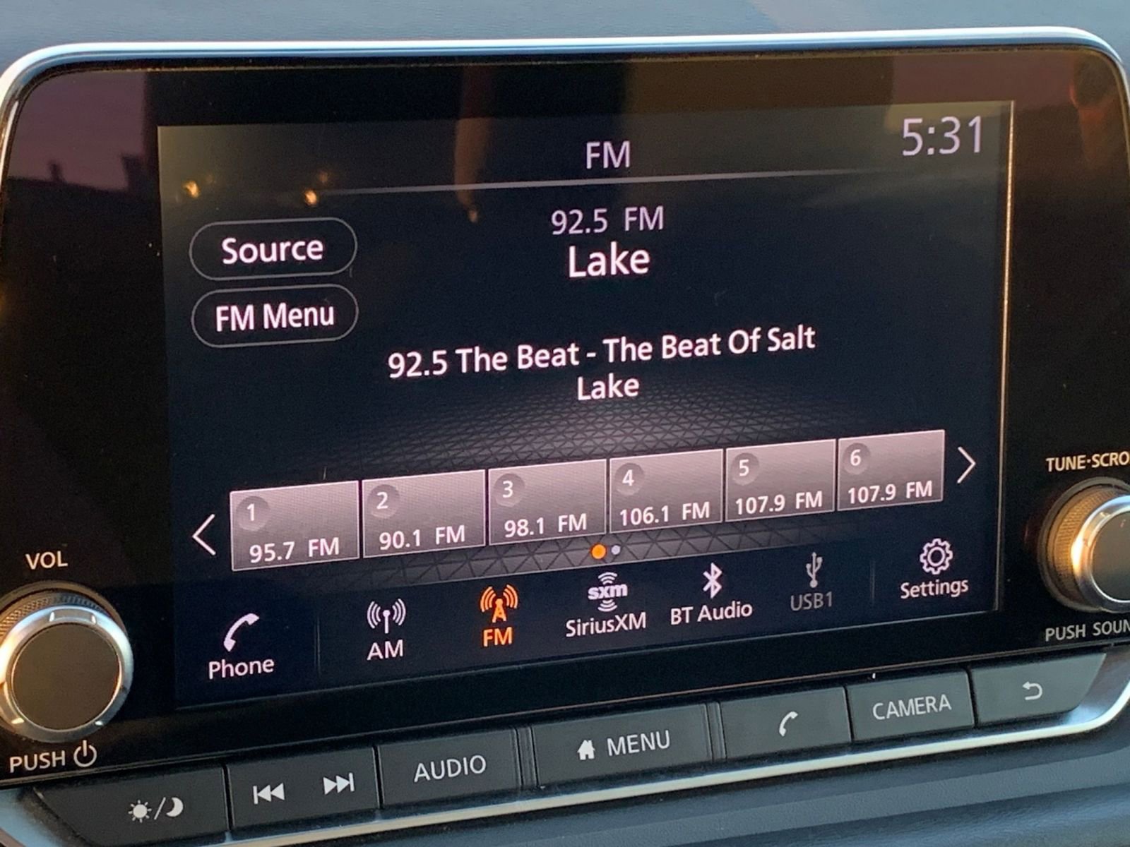 Used 2023 Nissan Rogue SV image 21