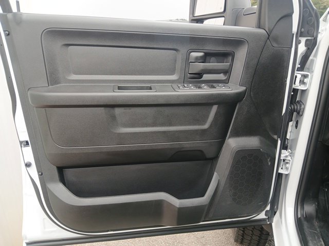 New 2026 RAM 5500 Tradesman w/ Chrome Appearance Group AWD/4WD image 51