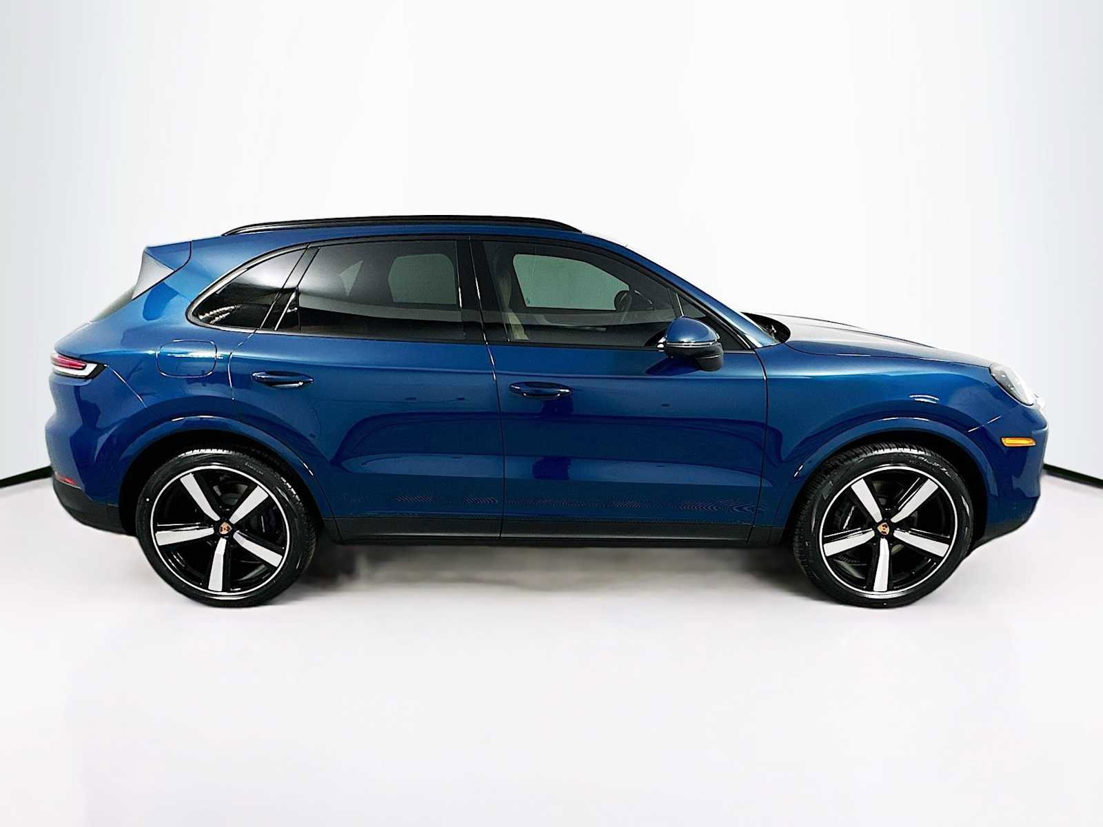 New 2026 Porsche Cayenne image 8