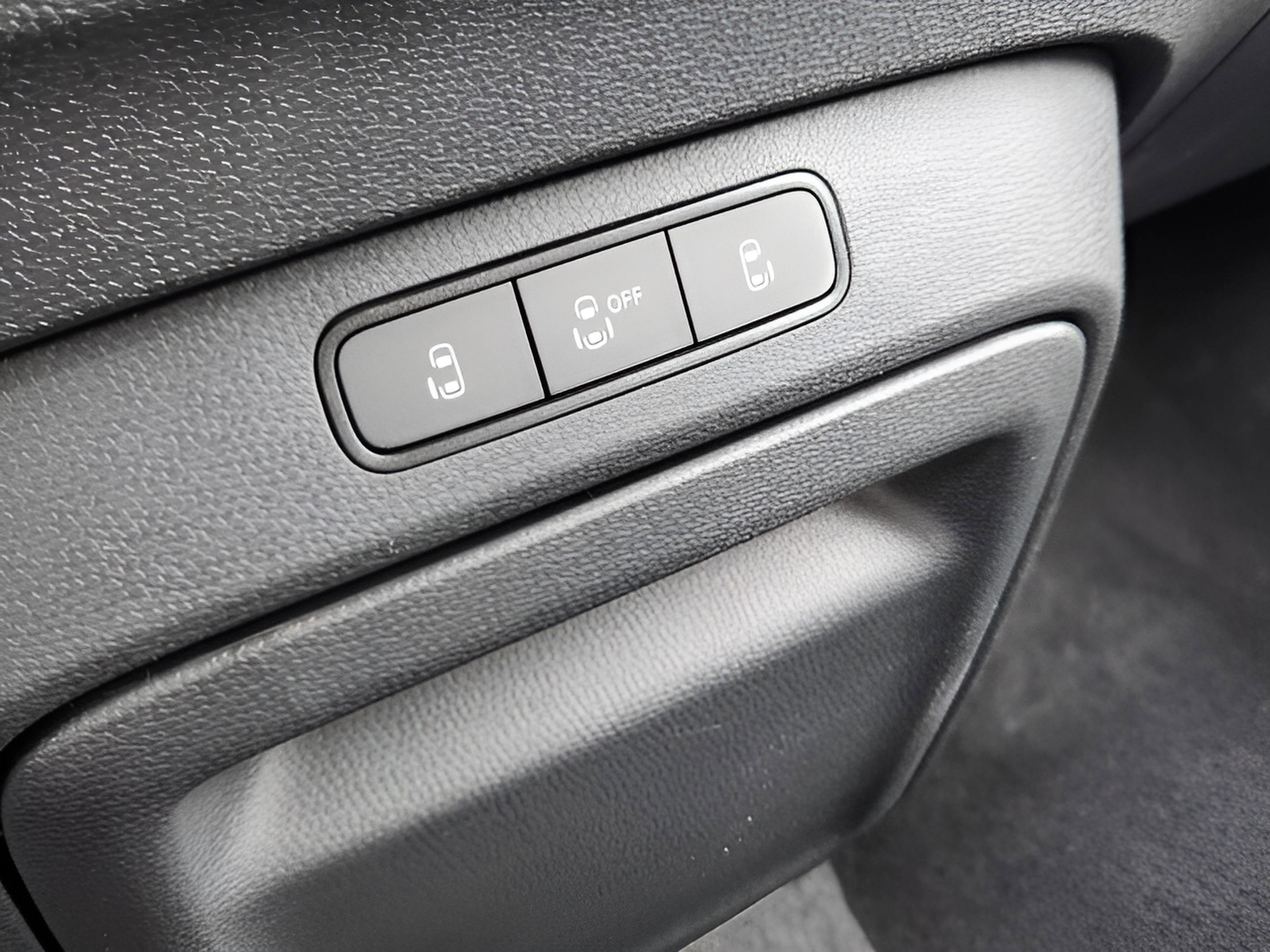 New 2025 Volkswagen ID. Buzz Pro S image 21