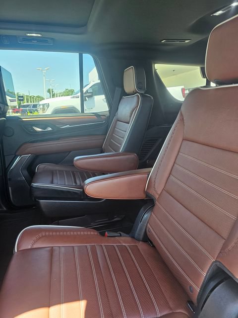 Used 2023 GMC Yukon Denali Ultimate AWD/4WD image 21