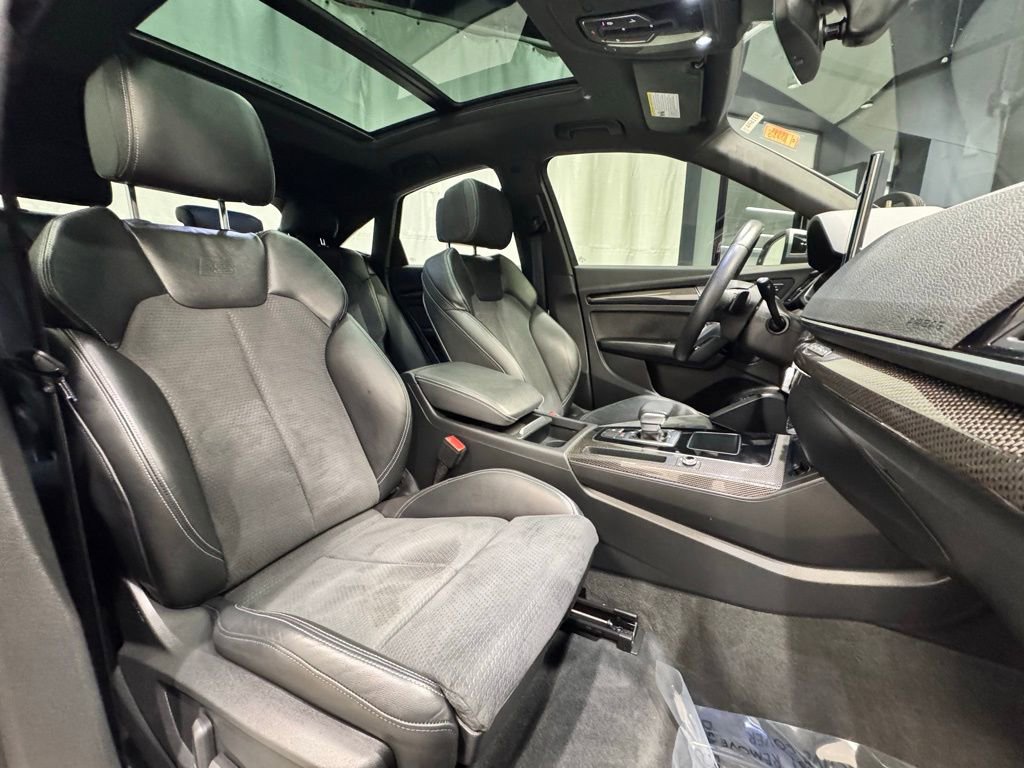 Used 2022 Audi SQ5 Premium image 29
