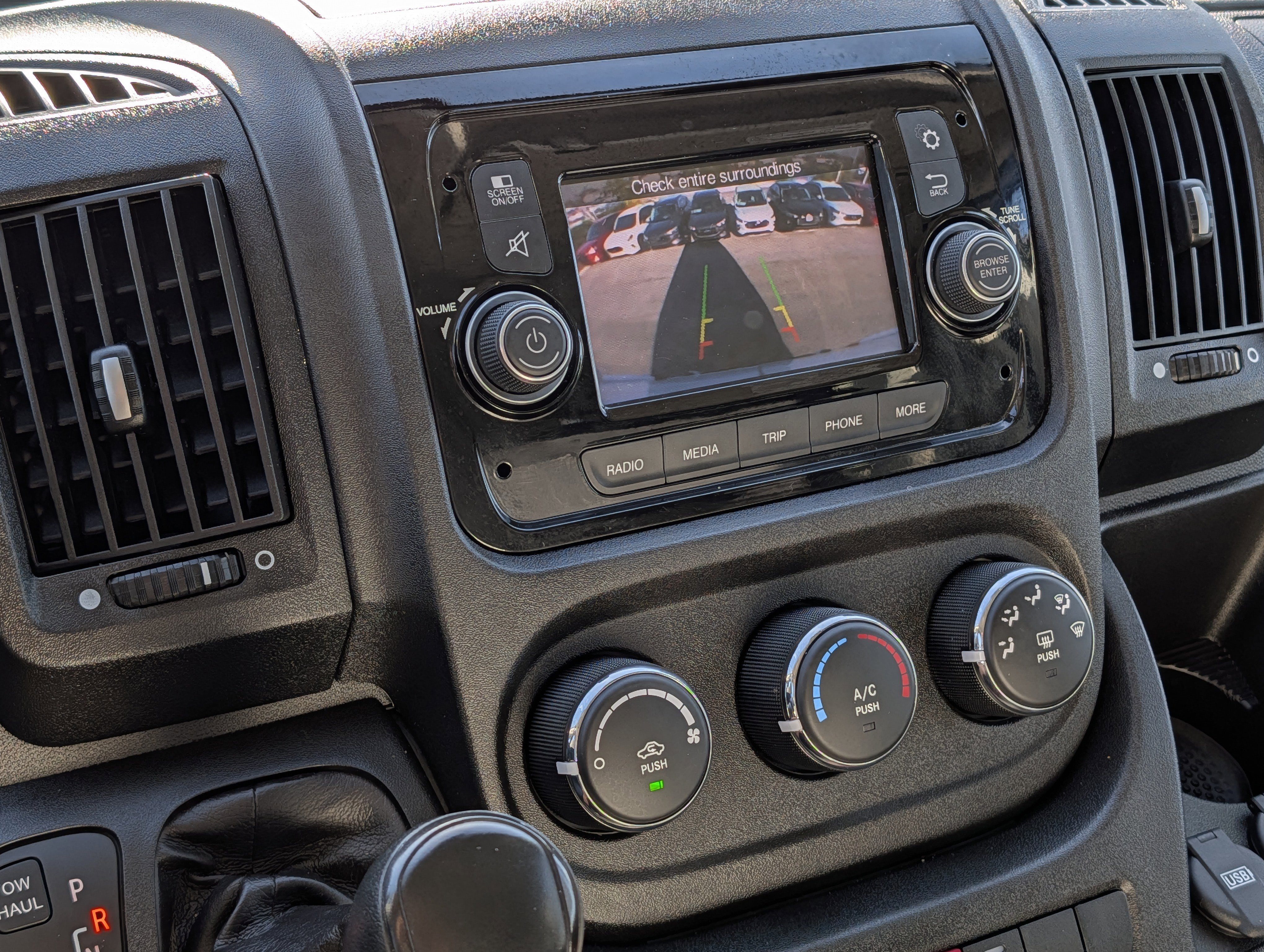 Used 2021 RAM ProMaster 2500 w/ Convenience Group FWD image 25