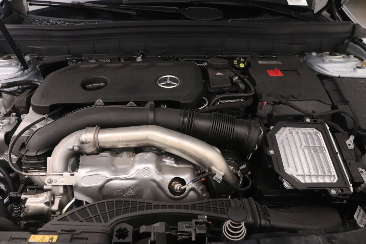 New 2026 Mercedes-Benz GLB 250 image 11