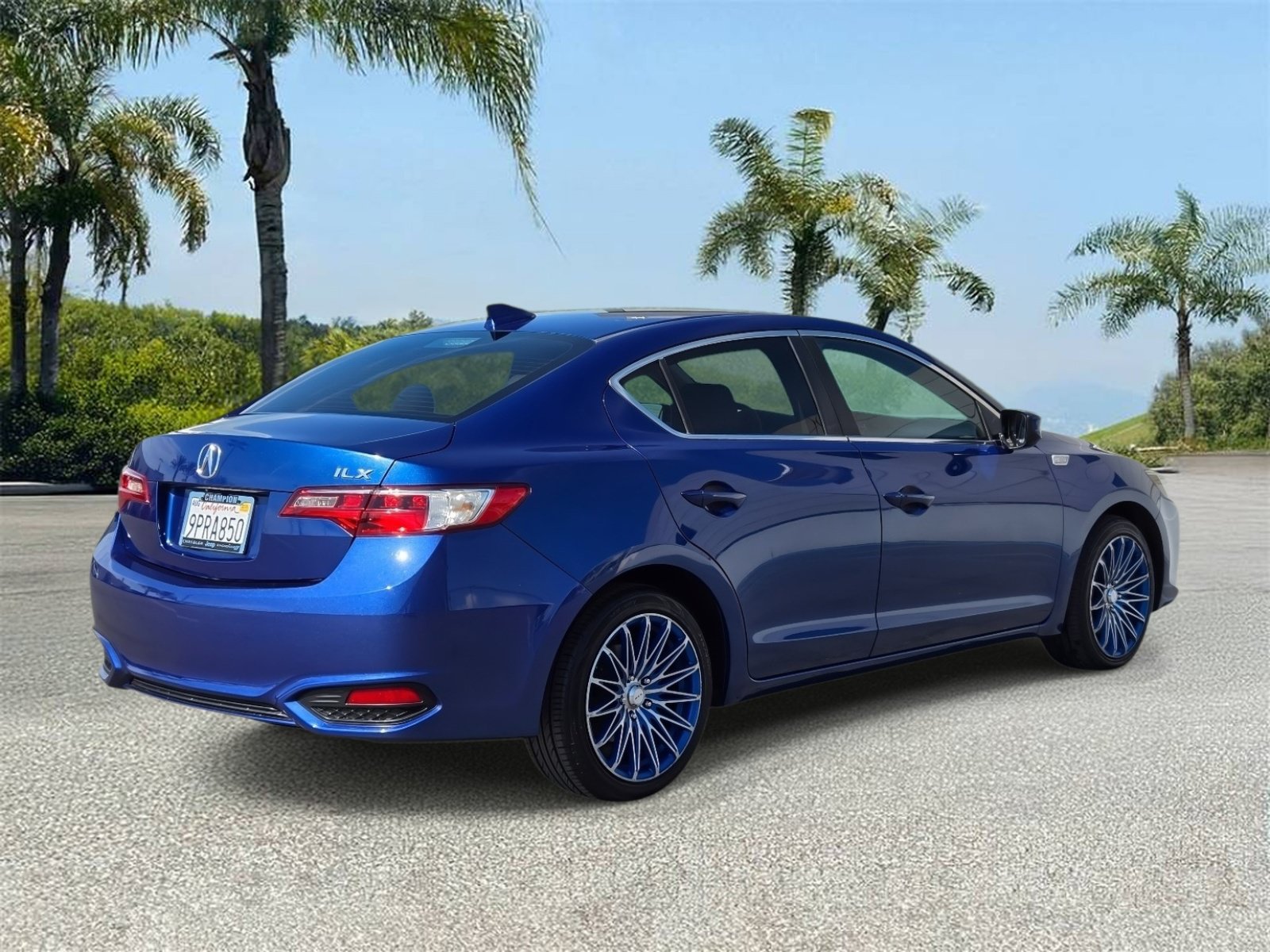 Used 2017 Acura ILX FWD image 4