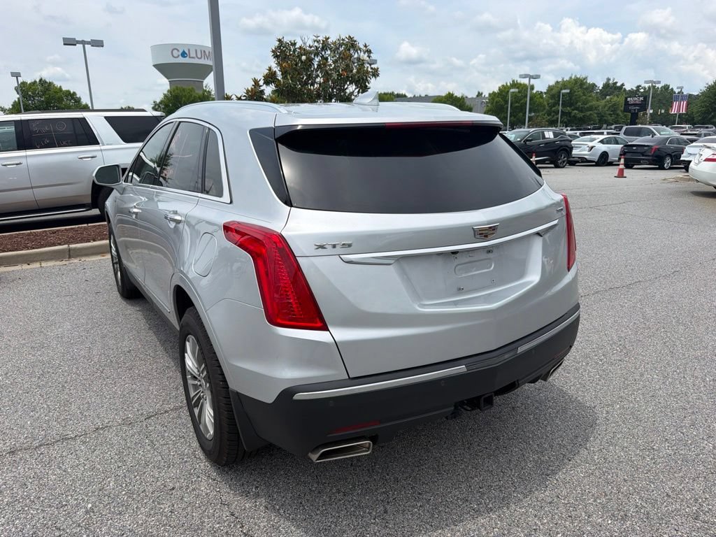 Used 2019 Cadillac XT5 Luxury FWD image 3