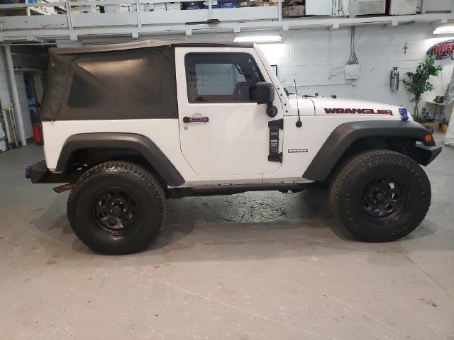 Used 2013 Jeep Wrangler Sport w/ Connectivity Group AWD/4WD image 8