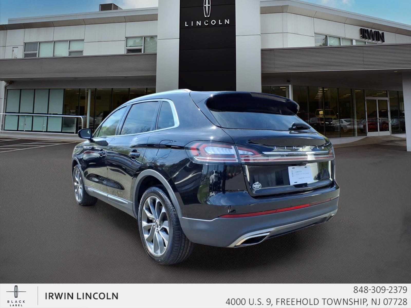 Used 2023 Lincoln Nautilus Reserve image 22