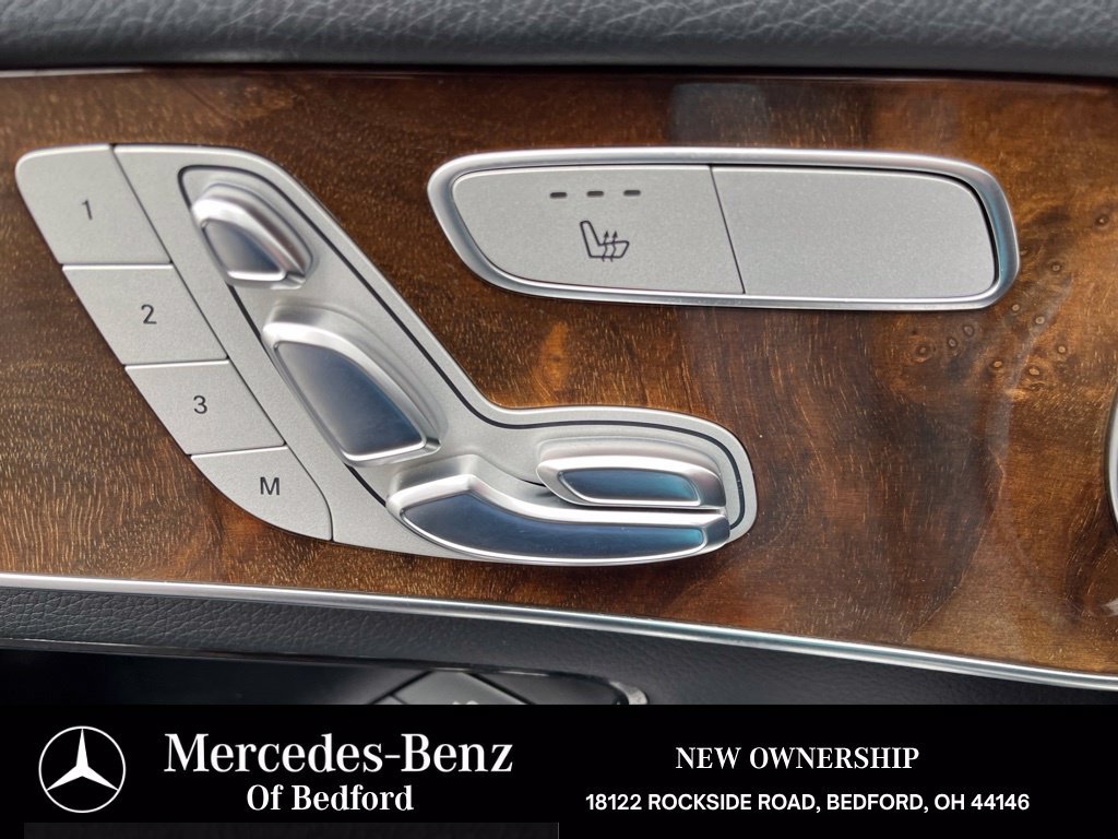 Used 2017 Mercedes-Benz GLC 300 4MATIC image 12