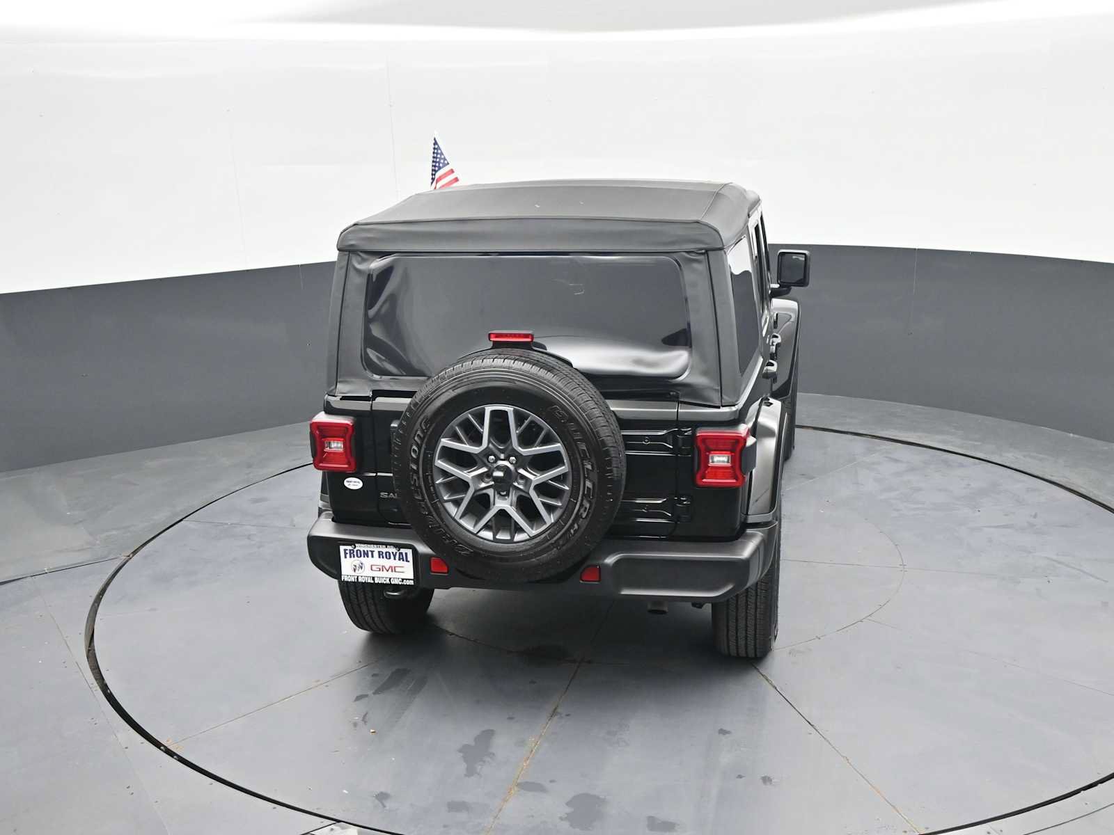 Used 2025 Jeep Wrangler Unlimited Sahara AWD/4WD image 28