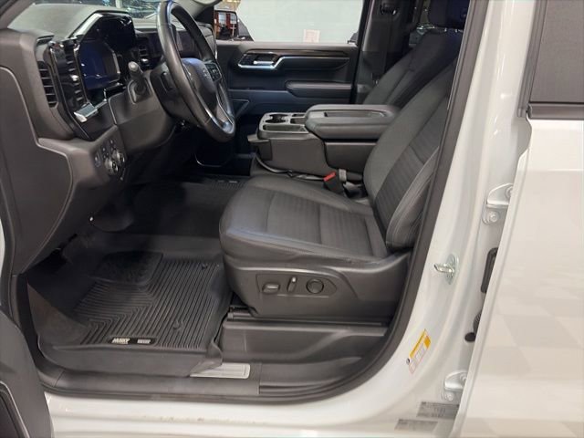 Used 2023 Chevrolet Silverado 1500 RST image 18