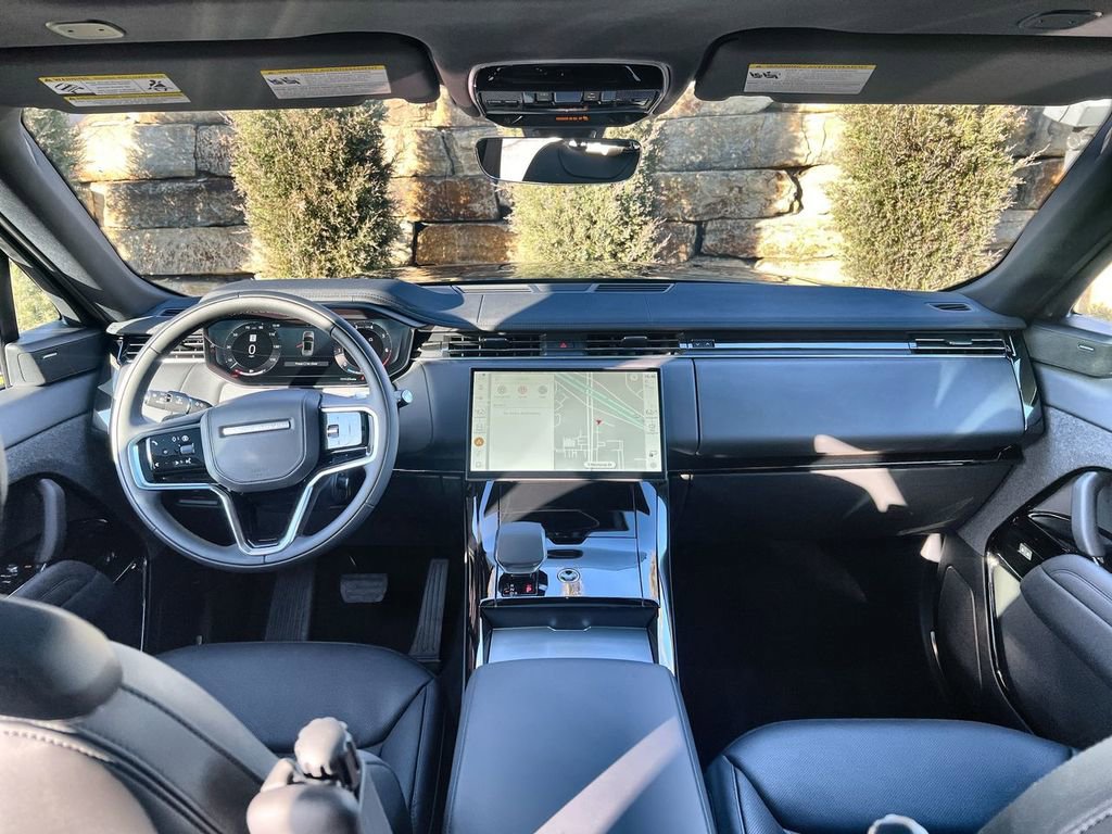 Used 2026 Land Rover Range Rover Sport SE image 12