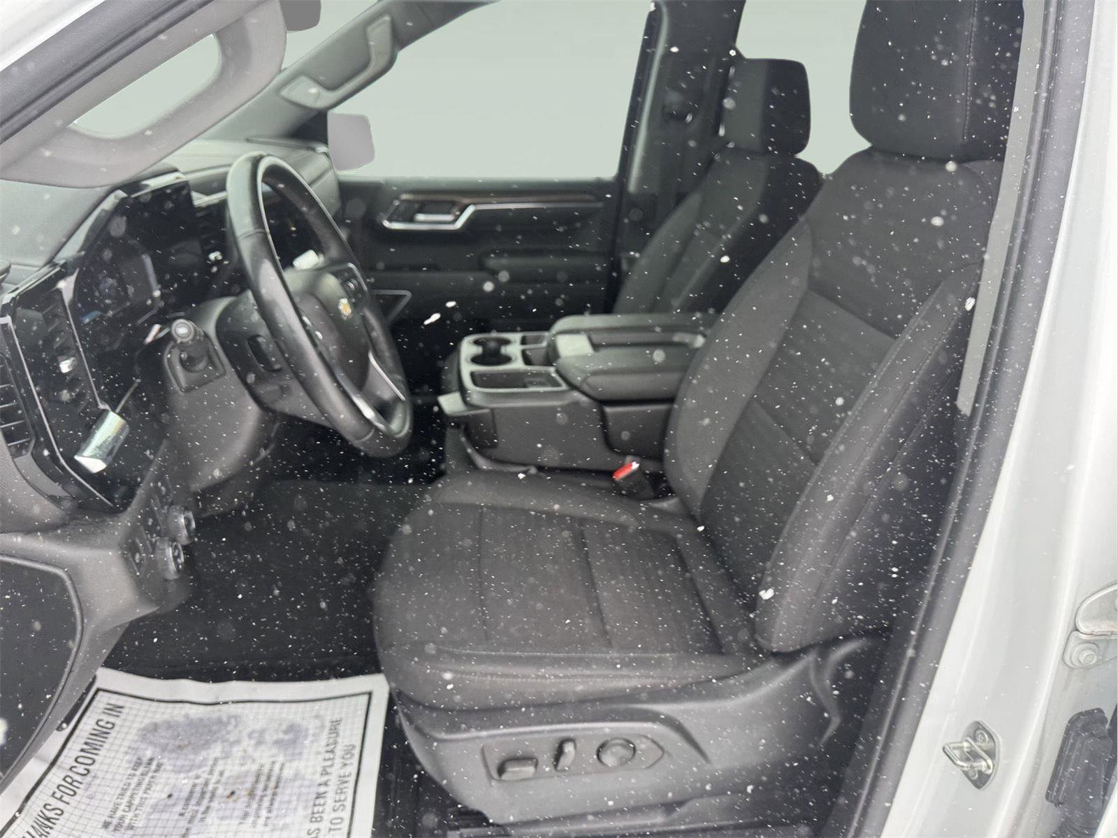 Used 2023 Chevrolet Silverado 1500 LT image 13