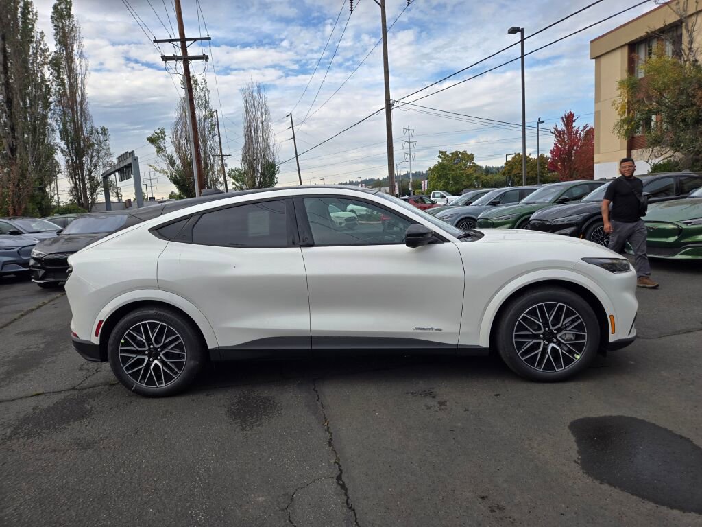 New 2025 Ford Mustang Mach-E Premium AWD/4WD image 4