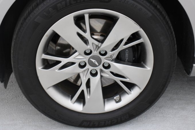 Used 2022 Genesis GV70 3.5T Sport image 9