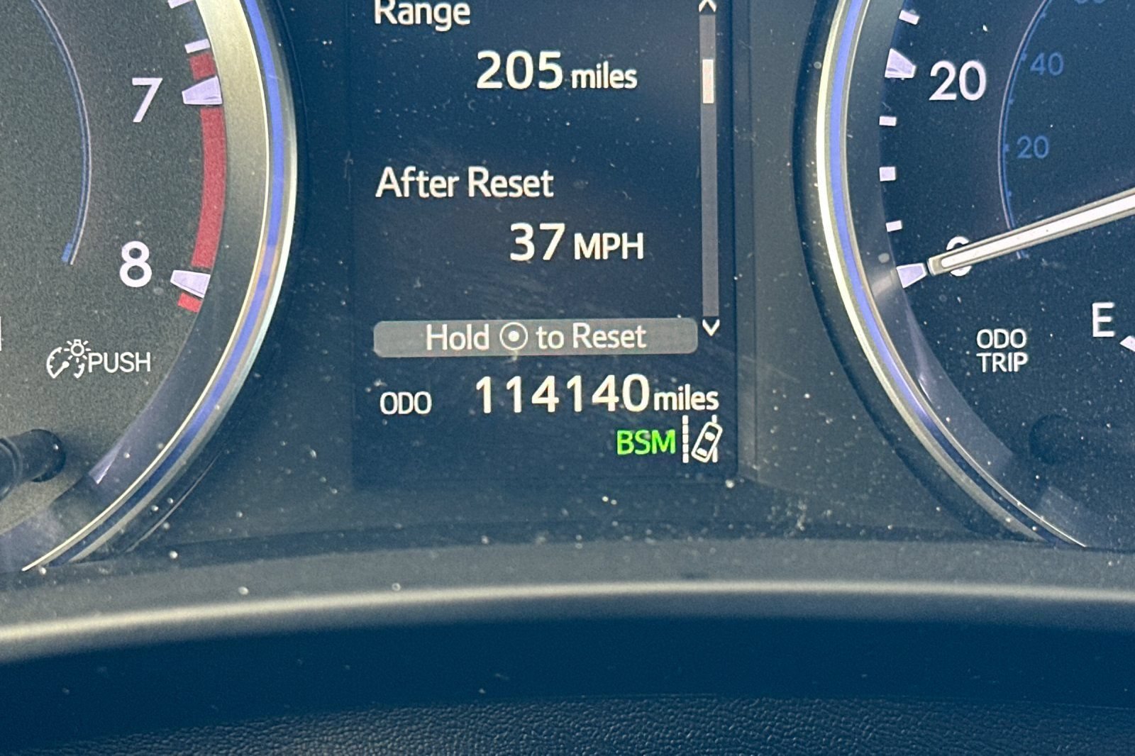 Used 2018 Toyota Highlander XLE AWD/4WD image 25